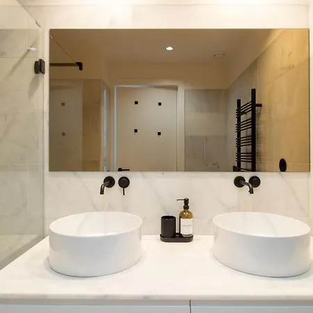 Seaside Oasis By Lovelystay Daire Porto